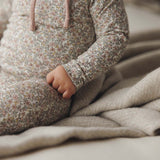 Sweet liberty print footie-pink