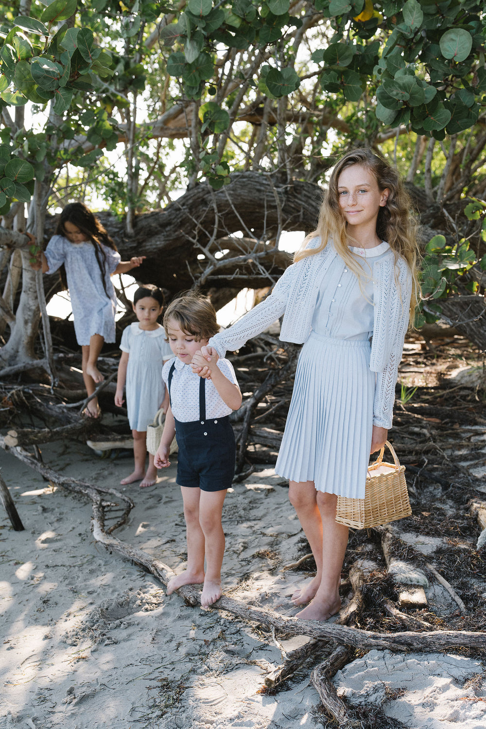 Linen Suspender Shorts-Navy